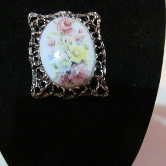 Floral pin and pendent metal and ceramic - Picture 1 of 2